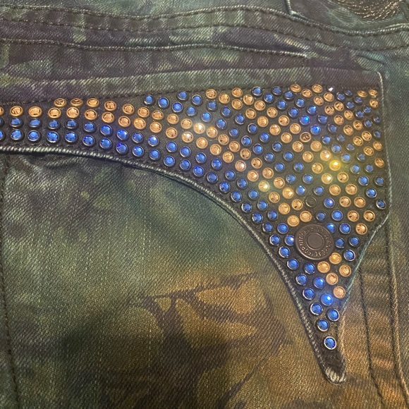 AUTHENTIC ROBINS JEANS Blue Tie Dye Acid Wash Gem Flap Jeans Size 42 LIKE NEW!! - Picture 3 of 9